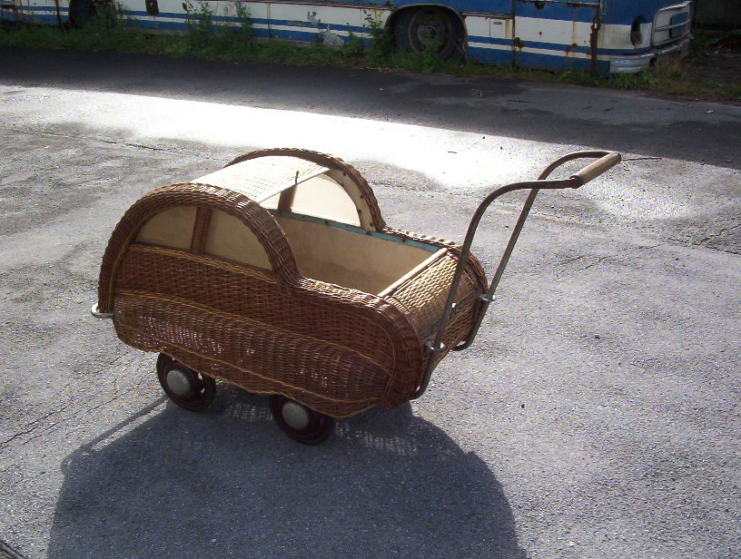Photo of a Tynaarlo Baby Carriage